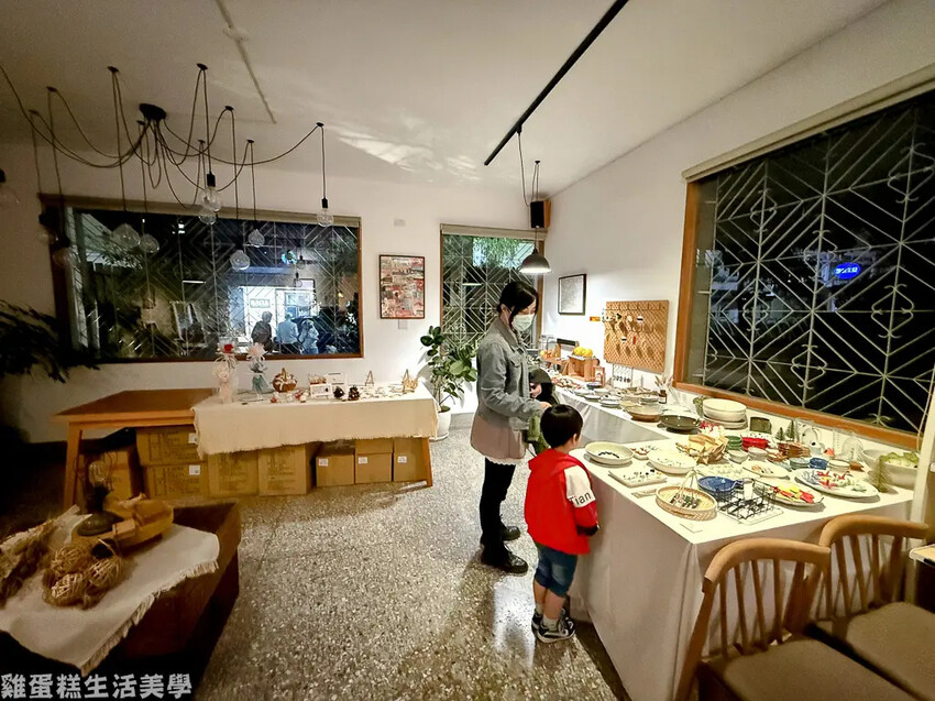 【台中食記】小野食堂 - 精明一街附近的老宅餐廳,擺盤配菜都