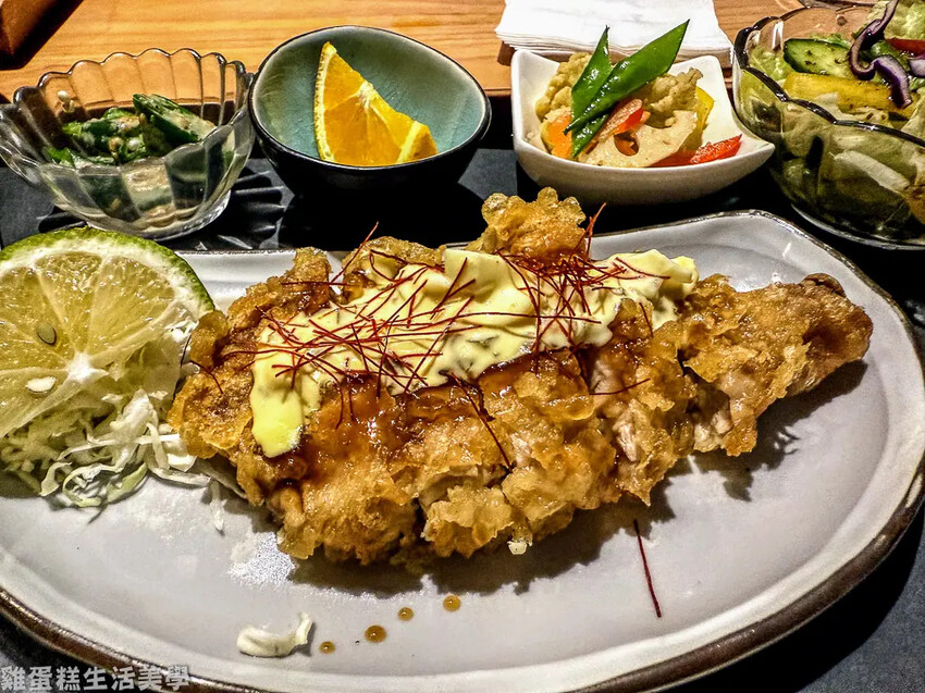 【台中食記】小野食堂 - 精明一街附近的老宅餐廳,擺盤配菜都