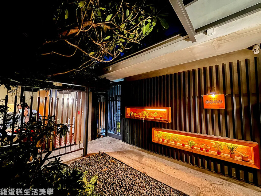 【台中食記】小野食堂 - 精明一街附近的老宅餐廳,擺盤配菜都