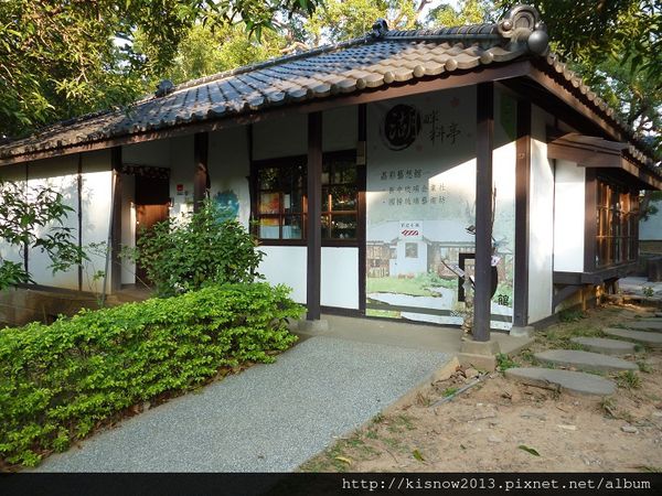 新竹景點8-湖畔料亭.JPG 新竹景點8-湖畔料亭.JPG