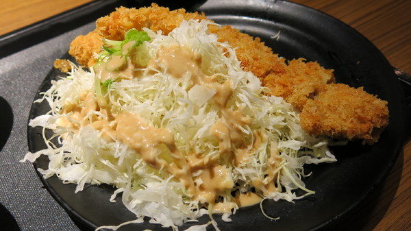 豚一屋(高雄左營店):高雄新光三越高鐵店~豚一屋