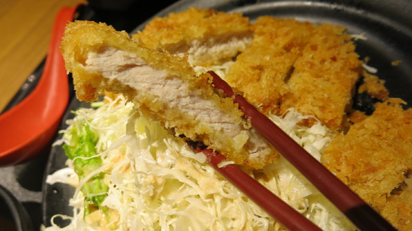 豚一屋(高雄左營店):高雄新光三越高鐵店~豚一屋