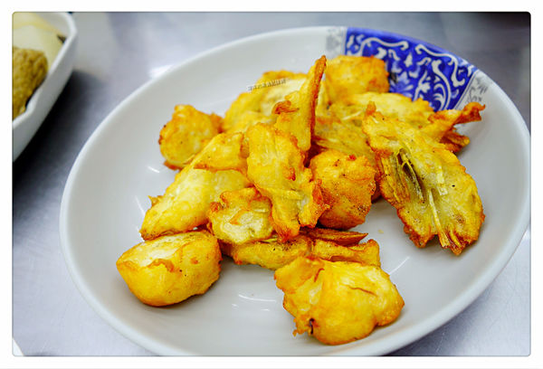 東區正老牌關東煮 ~ 炸物更勝關東煮.216巷銅板價排隊美食 - 捷運忠孝敦化站