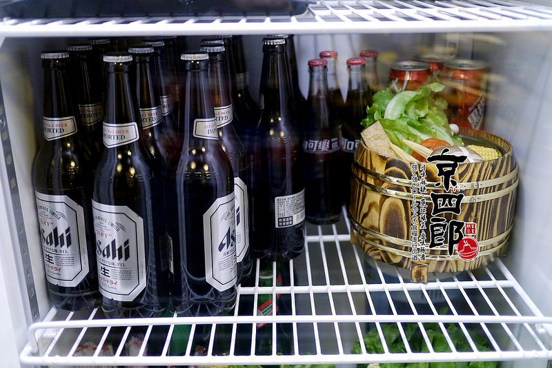 【宜蘭】京四郎炭火鴛鴦紫銅鍋 ~ 台日混血懷勁風格吸睛 超正點四川麻辣、東北酸菜鍋 吃得暖心又暖胃超滿足