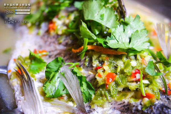 薩拉泰 泰式主題餐廳│桃園市/蘆竹區(想念正宗“泰”味，不必出國不必去連鎖；89道平實價位料理，桃園南崁這兒就有)