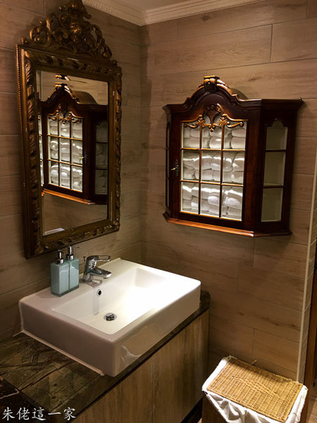 IMG_2818.jpg IMG_2818.jpg