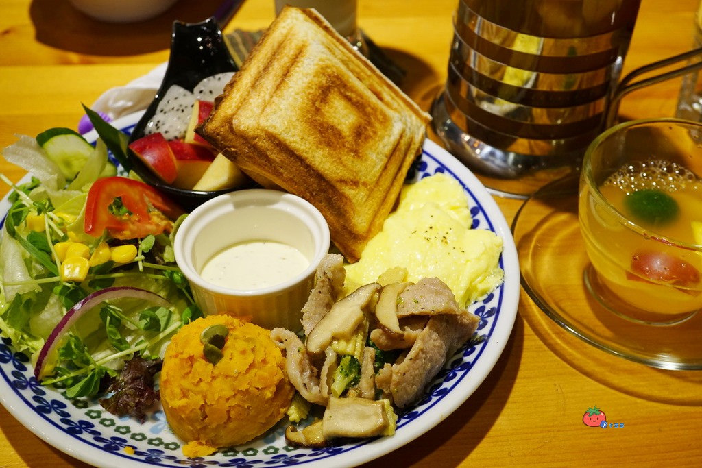 板橋新埔早午餐咖啡廳 翁林林CAFE