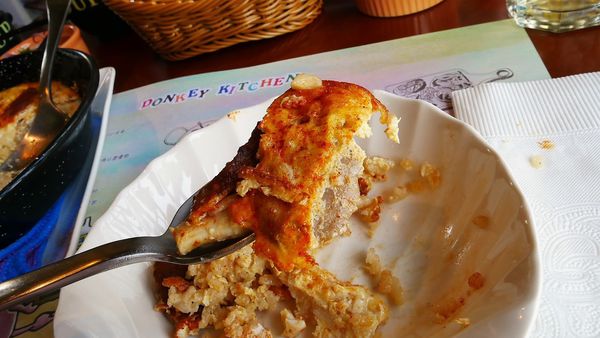 【台南市-麻豆區】在花木扶疏.綠草如茵的氛圍下，與提供風味一流的西班牙料理ー『麻豆驢子廚房』，來場迷人的心靈饗宴吧٩(๑❤ω❤๑)۶