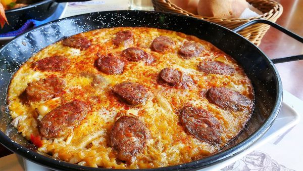 【台南市-麻豆區】在花木扶疏.綠草如茵的氛圍下，與提供風味一流的西班牙料理ー『麻豆驢子廚房』，來場迷人的心靈饗宴吧٩(๑❤ω❤๑)۶