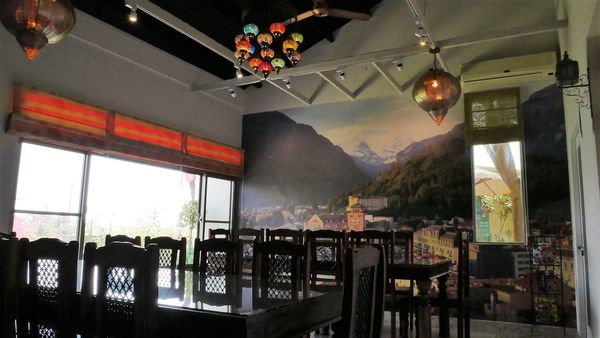 【台南市-麻豆區】在花木扶疏.綠草如茵的氛圍下，與提供風味一流的西班牙料理ー『麻豆驢子廚房』，來場迷人的心靈饗宴吧٩(๑❤ω❤๑)۶