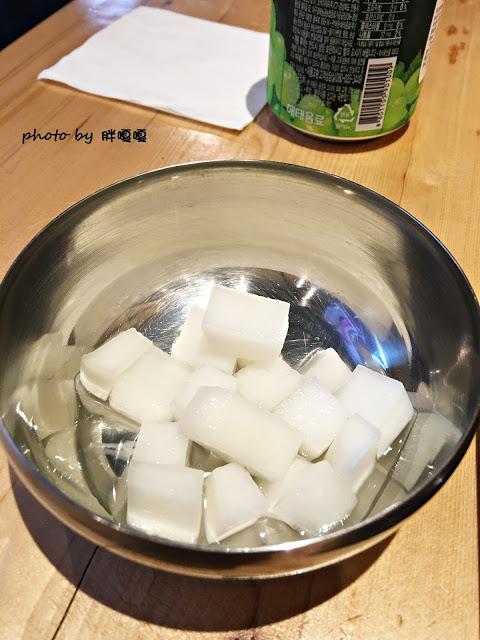 【台中 中區】大發炸雞~~~大四喜啦!!!四種不同口味炸雞任你挑選!!!憑日新劇院票根有打折、深夜食堂