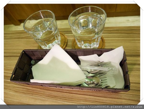 P1020015_2.JPG P1020015_2.JPG