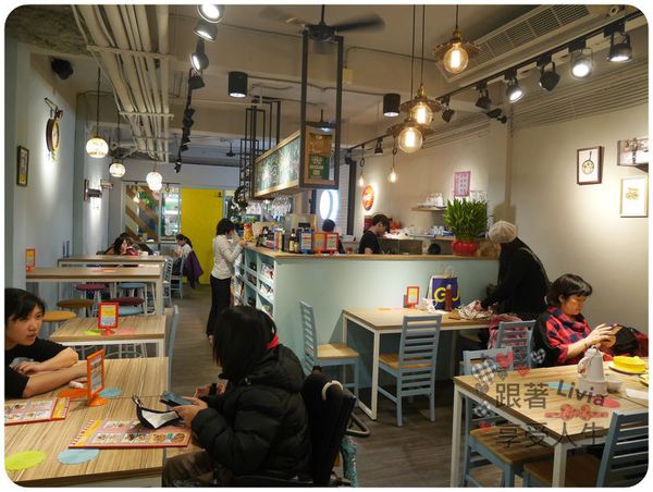 美食。餐廳│ 新北新莊區 輔大捷運站  輔大早午餐下午茶 荷亞輕食館 輔大店 學生/上班族的天堂啊！ ❤跟著Livia享受人生❤