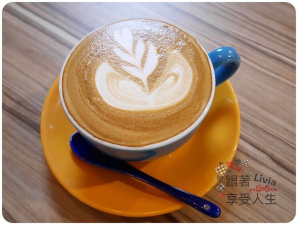 美食。餐廳│ 新北新莊區 輔大捷運站  輔大早午餐下午茶 荷亞輕食館 輔大店 學生/上班族的天堂啊！ ❤跟著Livia享受人生❤