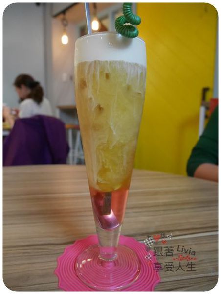 美食。餐廳│ 新北新莊區 輔大捷運站  輔大早午餐下午茶 荷亞輕食館 輔大店 學生/上班族的天堂啊！ ❤跟著Livia享受人生❤