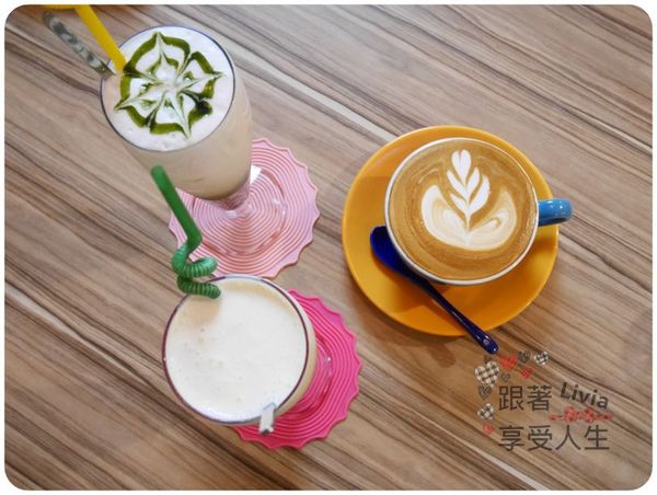 美食。餐廳│ 新北新莊區 輔大捷運站  輔大早午餐下午茶 荷亞輕食館 輔大店 學生/上班族的天堂啊！ ❤跟著Livia享受人生❤