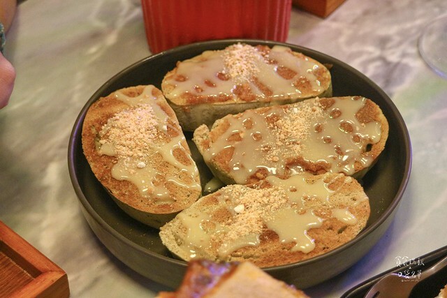 屏東恆春|在隱密巷弄的老宅咖啡廳下午茶。每日限量人氣特色烤饅頭|賀HeR巷內食間