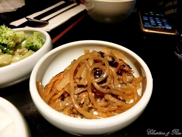 【台北。美食】 大安區 / 新沙洞韓國烤肉，溫體豬肉，近國父紀念館站