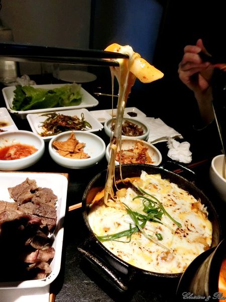 【台北。美食】 大安區 / 新沙洞韓國烤肉，溫體豬肉，近國父紀念館站