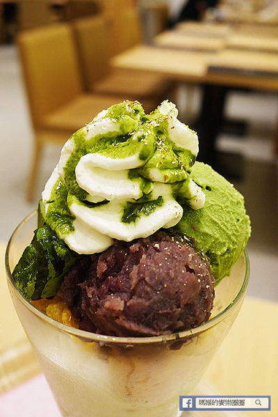 Nana's Green Tea(林口三井店)：◆林口三井OUTLET美食【nana's green tea台灣一號店】濃郁抹茶甜品。烏龍麵。定食