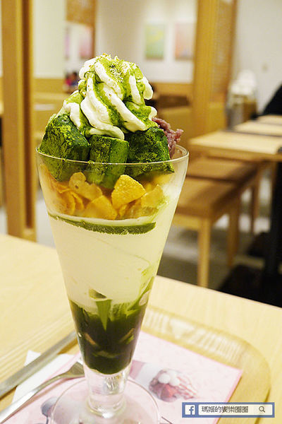 Nana's Green Tea(林口三井店)：◆林口三井OUTLET美食【nana's green tea台灣一號店】濃郁抹茶甜品。烏龍麵。定食