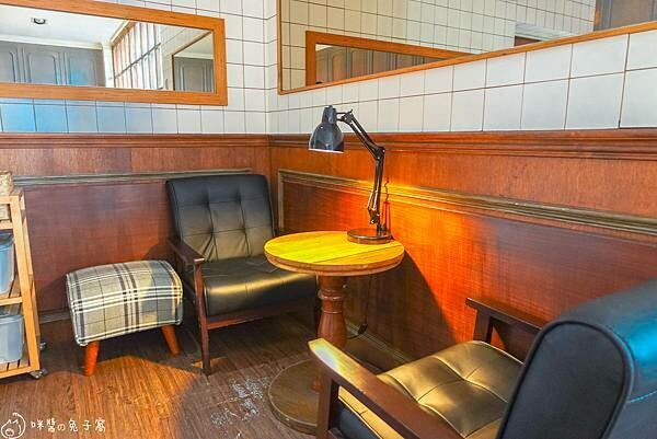 高雄美食。馤 咖啡。食作  左營高鐵站對面的日式復古咖啡廳 
