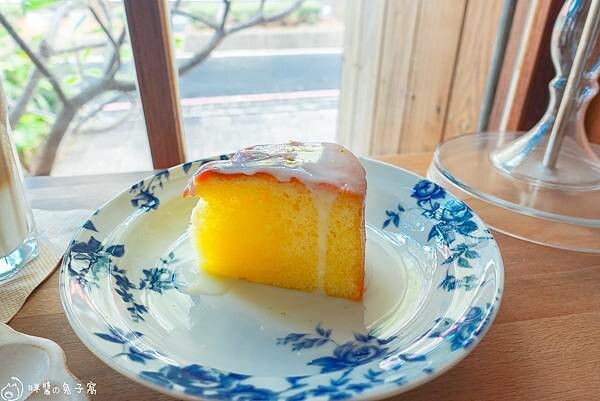 高雄美食。馤 咖啡。食作  左營高鐵站對面的日式復古咖啡廳 