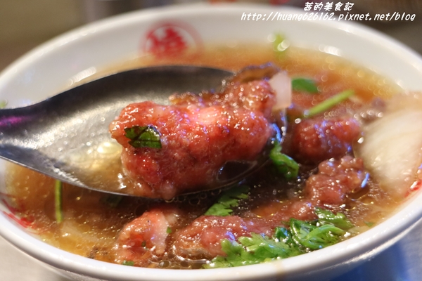 圳記紅燒鰻羹(14號攤位):【基隆廟口美食】懷念好滋味『圳記紅燒鰻羹』基隆必吃美食推薦 圳記紅燒鰻羹(14號攤位):【基隆廟口美食】懷念好滋味『圳記紅燒鰻羹』基隆必吃美食推薦