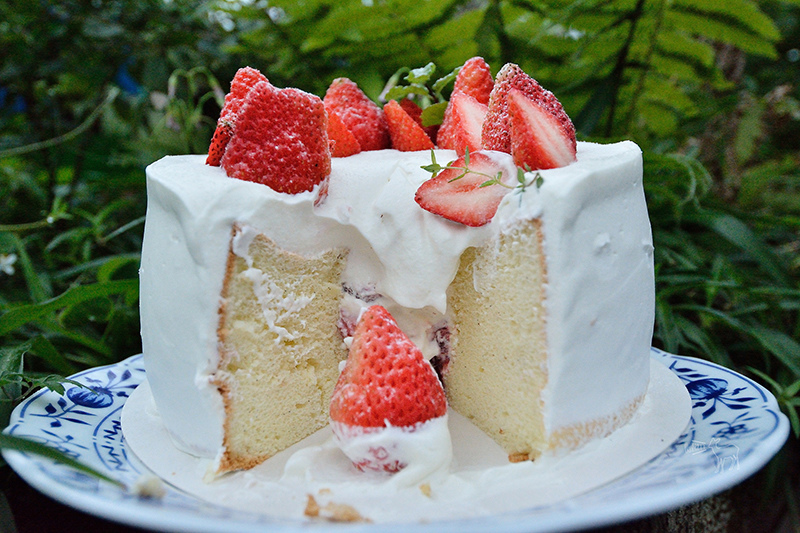 さんみ 酸味:好吃又神祕的草莓鮮奶油戚風蛋糕 台北信義區捷運永春站美食甜點 TPE_3852.jpg