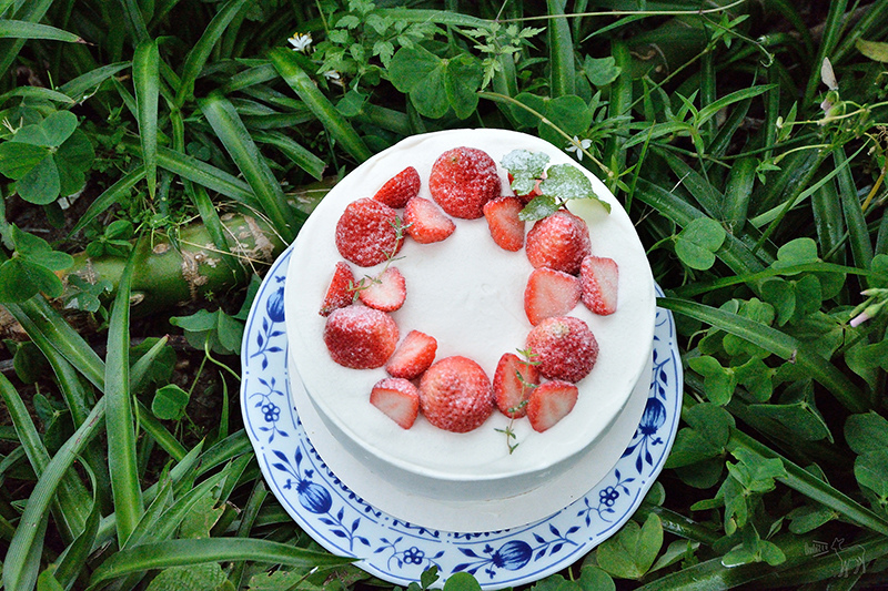 さんみ 酸味:好吃又神祕的草莓鮮奶油戚風蛋糕 台北信義區捷運永春站美食甜點 TPE_3847.jpg