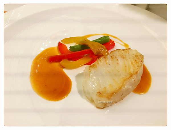 美福大飯店 彩匯自助餐 ~ Buffet 吃到飽❤龍蝦/海膽/現煎牛排/甜點/現打果汁 - 捷運劍南路站