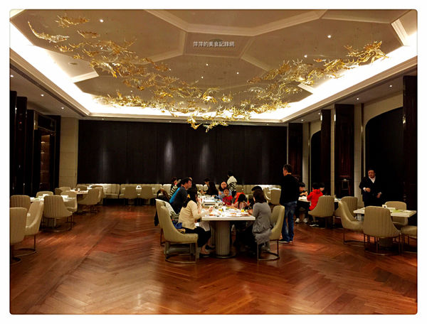 美福大飯店 彩匯自助餐 ~ Buffet 吃到飽❤龍蝦/海膽/現煎牛排/甜點/現打果汁 - 捷運劍南路站