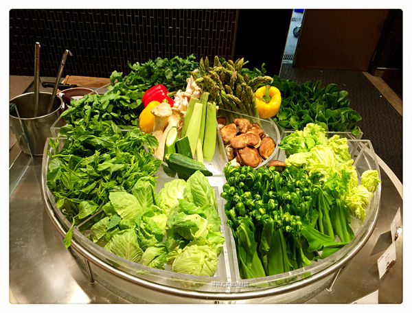 美福大飯店 彩匯自助餐 ~ Buffet 吃到飽❤龍蝦/海膽/現煎牛排/甜點/現打果汁 - 捷運劍南路站