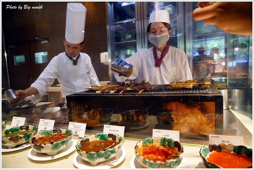 【台北吃到飽】美福大飯店彩匯自助餐廳x梅諾卡冰淇淋!(米其林餐廳指定專用、西班牙原裝進口) - 大口老師的走跳學堂!