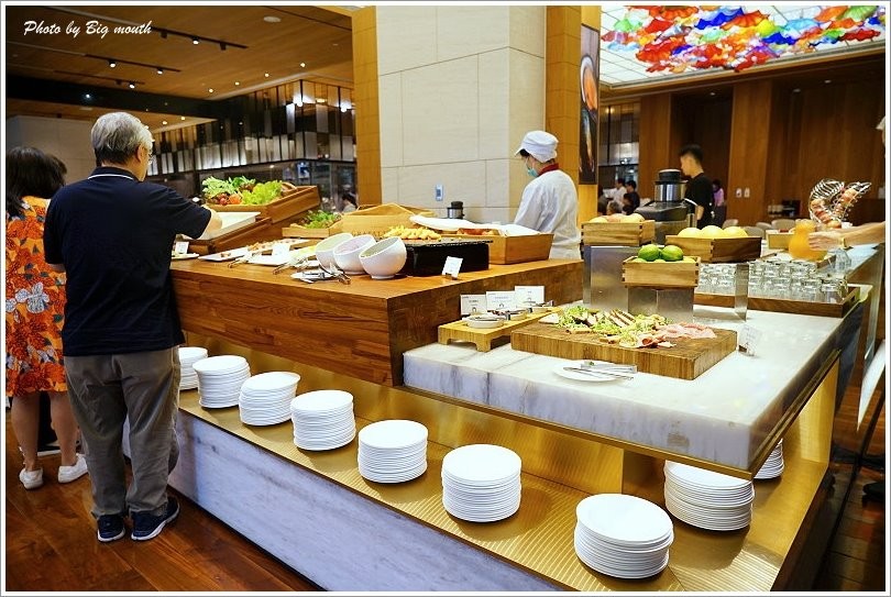 【台北吃到飽】美福大飯店彩匯自助餐廳x梅諾卡冰淇淋!(米其林餐廳指定專用、西班牙原裝進口) - 大口老師的走跳學堂!