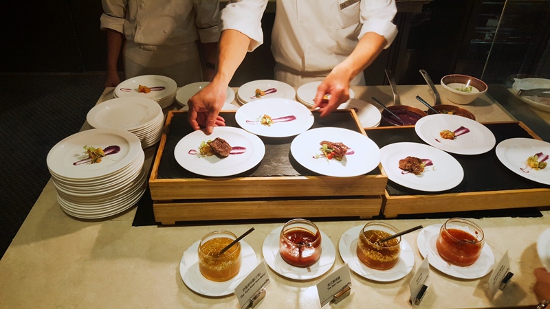 SelfieCity_20170906205205_org.jpg SelfieCity_20170906205205_org.jpg