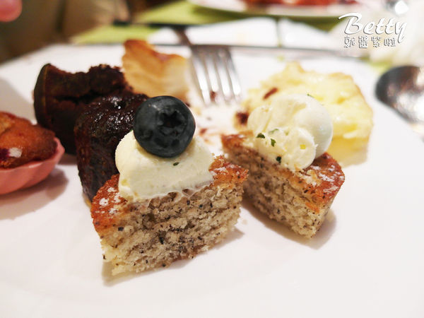 20190818台北美福彩匯吃到飽 (1).jpg