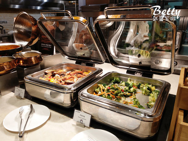 20190818台北美福彩匯吃到飽 (64).jpg