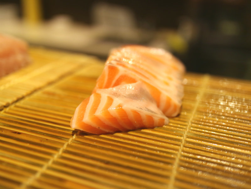 生魚片-鮭魚腹.JPG 生魚片-鮭魚腹.JPG