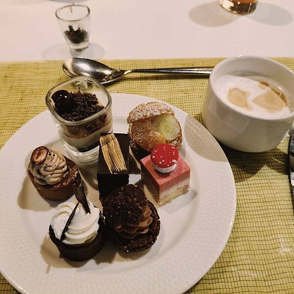 台北美福彩滙自助餐