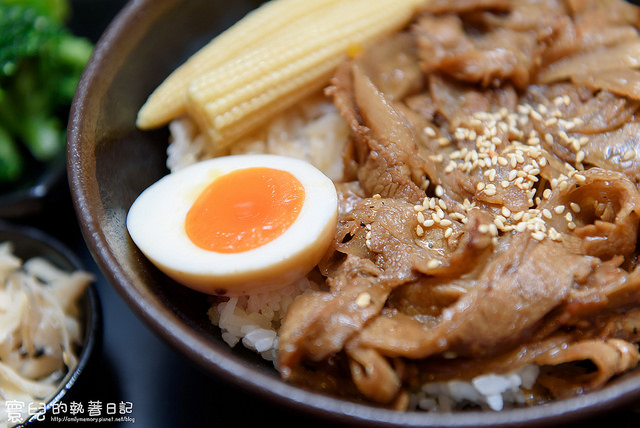 【中山國中美食】惡燒肉弁当(復興錦州店) 中山國中捷運站午餐晚餐 台北大學美食 上班族最愛