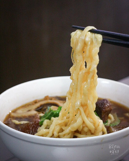 【台東美食】台東市區人氣牛肉麵店推薦！牛肉捲餅誠意滿滿｜河南味牛肉麵