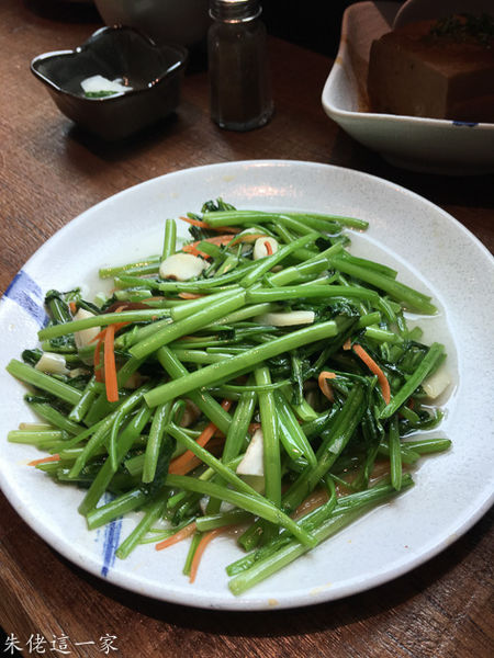 IMG_2670.jpg IMG_2670.jpg