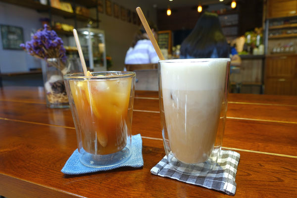 Chez Nous Taipei‧坐擁天窗的南法鄉村小店，一吃就愛上的油封番茄羊乳酪鹹派!!!