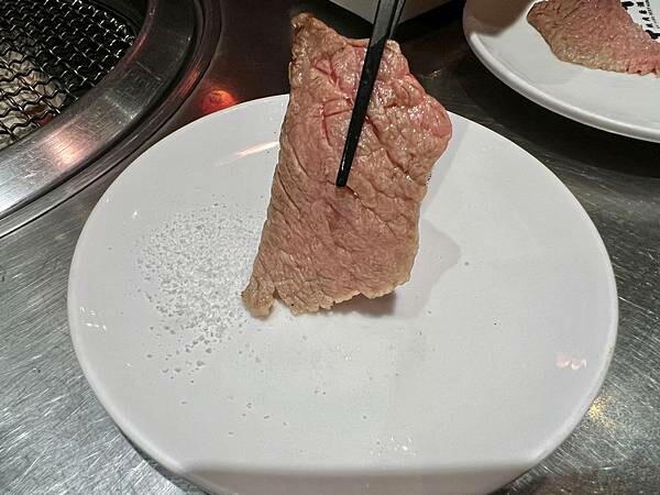 [連鎖食記]乾杯燒肉林口三井Outlet店/和牛高級太美味.