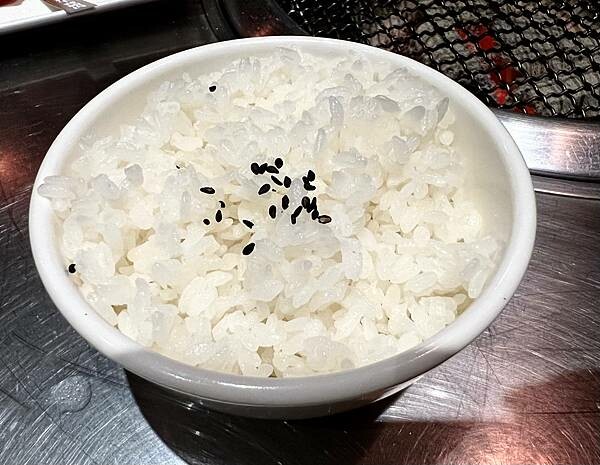 [連鎖食記]乾杯燒肉林口三井Outlet店/和牛高級太美味.