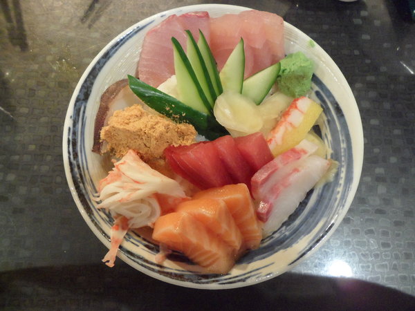 漁都： 【桃園龜山．美食 】漁都 ☆ 鬧區中的平價日本料理