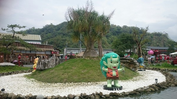 南投竹山-桃太郎村:南投竹山~主題園區桃太郎村~跟著桃太郎前進惡魔島打怪了~可惡的鬼王~求饒吧~ 南投竹山-桃太郎村:南投竹山~主題園區桃太郎村~跟著桃太郎前進惡魔島打怪了~可惡的鬼王~求饒吧~