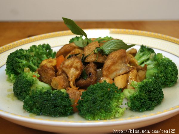 《台中。素食》茹素的朋友，精緻年菜來囉！