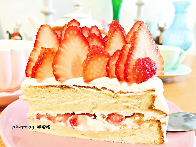 【高雄 前金區】草上飛工作室→媽呀!!!這根本就是在民宅內喝下午茶啊!!!超級低調的甜點工作室←